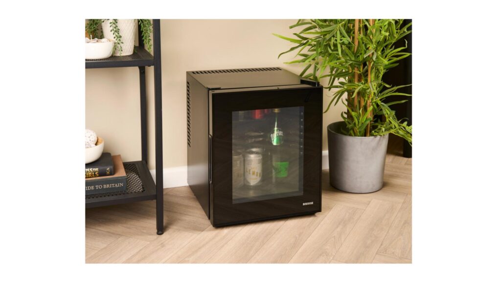 ETON 20L MINIBAR SA STAKLENIM VRATIMA BLACK EDITION