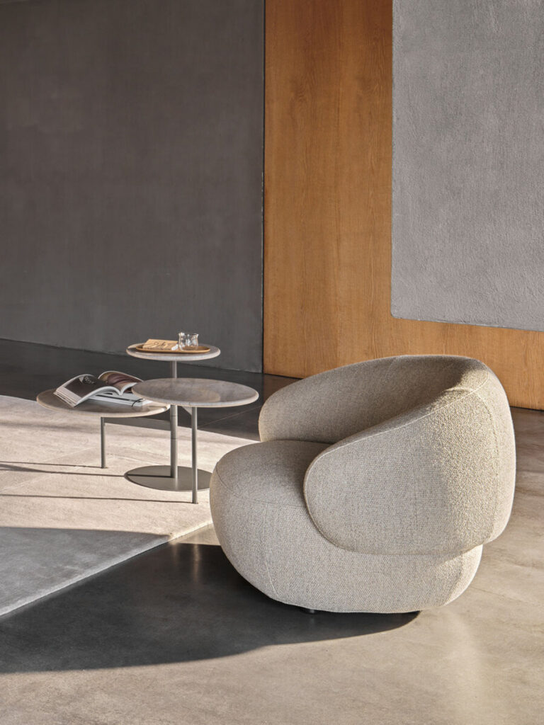 2025_DitreItalia_Armchairs_Pacific-10-900x1200