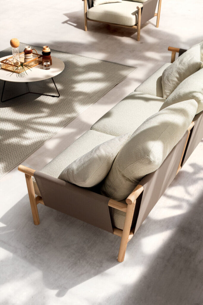 2025_DitreItalia_Outdoor_Isamu-3-800x1200