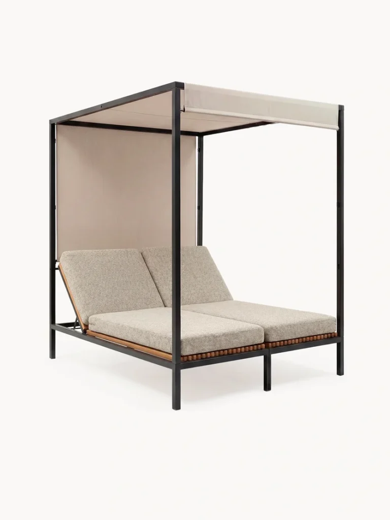 bazo-daybed-black-frame-teak-cushion-daybed-threequartedview-ecom-1