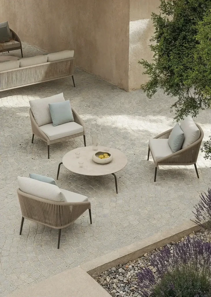 rodona-armchair-hero-1